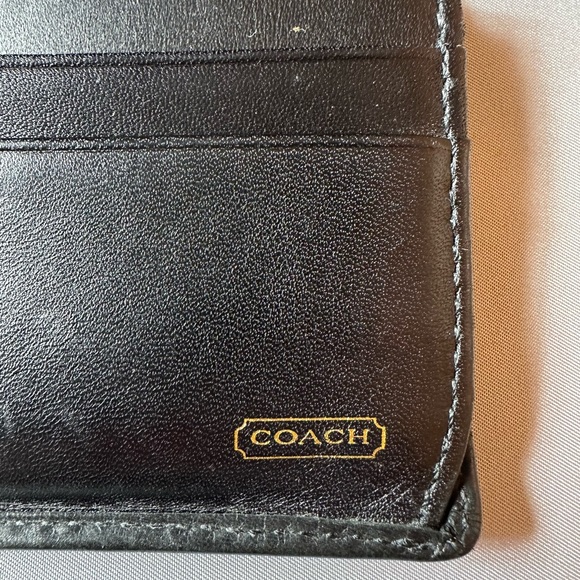 Coach Wallet - Picture 6 of 6